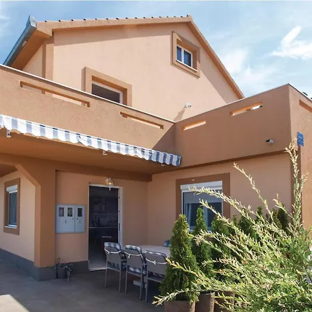 Zatoglav With Sea View 08 Appartement